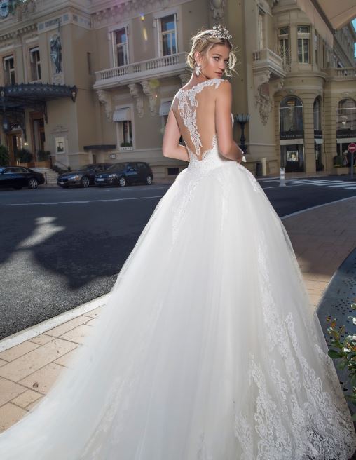 Abito da sposa da principessa Alessandra Rinaudo 2017 mod Bonny