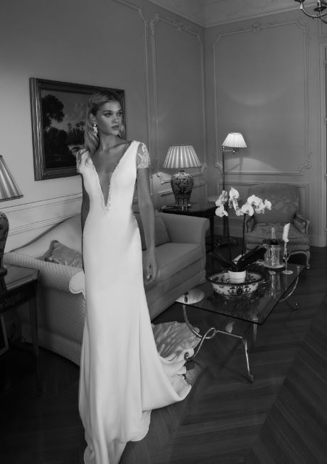 Abito da sposa lineare 2017 mod Brooklin
