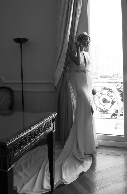 Abito da sposa minimal mod Bernadette Alessandra Rinaudo 2017