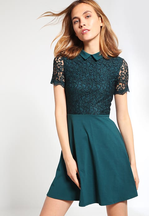 Vestito con colletto e top in pizzo in saldo