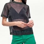 Short e blusa semitrasparente Strdivarius primavera estate 2017