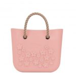O bag mini colore rosa phard con fiori 3D applicati prezzo 95 euro