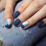 Smalto opaco e nail art geometrica estate 2017