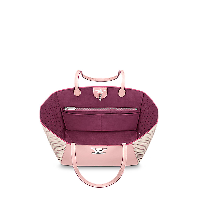 Interno Nuova borsa Louis Vuitton Lock Me estate 2017 prezzo 1880