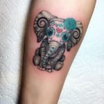 Piccolo Tatuaggio elefantino stile messicano