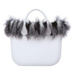 Nuovo bordo in ecopelliccia soft lines borsa O Bag collezione inverno 2017 2018 prezzo 65 euro