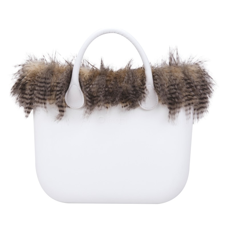Nuovo bordo in ecopelliccia soft lines sabbia borsa O Bag collezione inverno 2017 2018 prezzo 65 euro