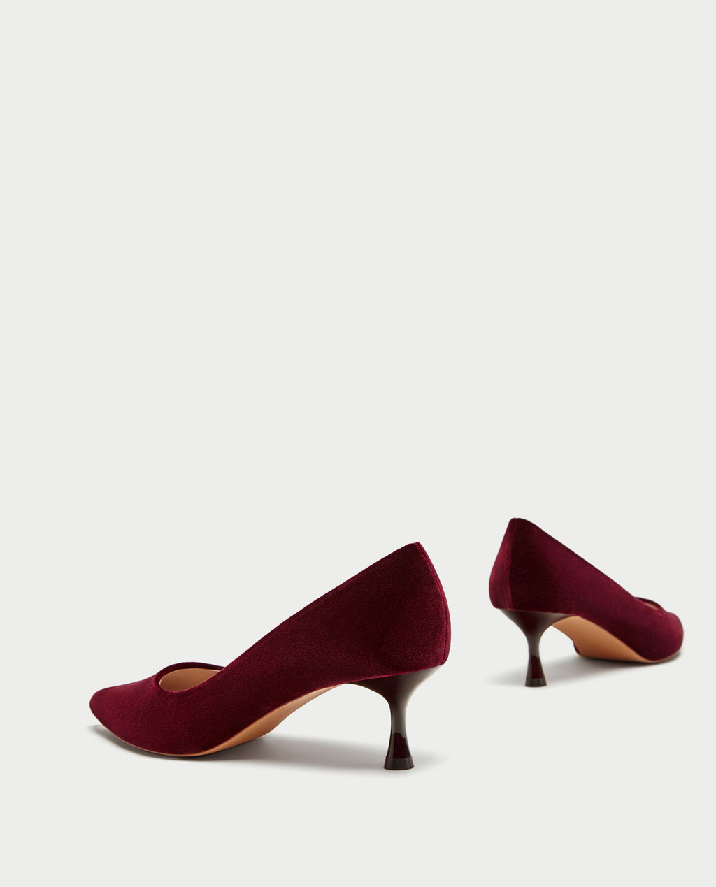 Decollete in velluto Zara prezzo 29 95 euro
