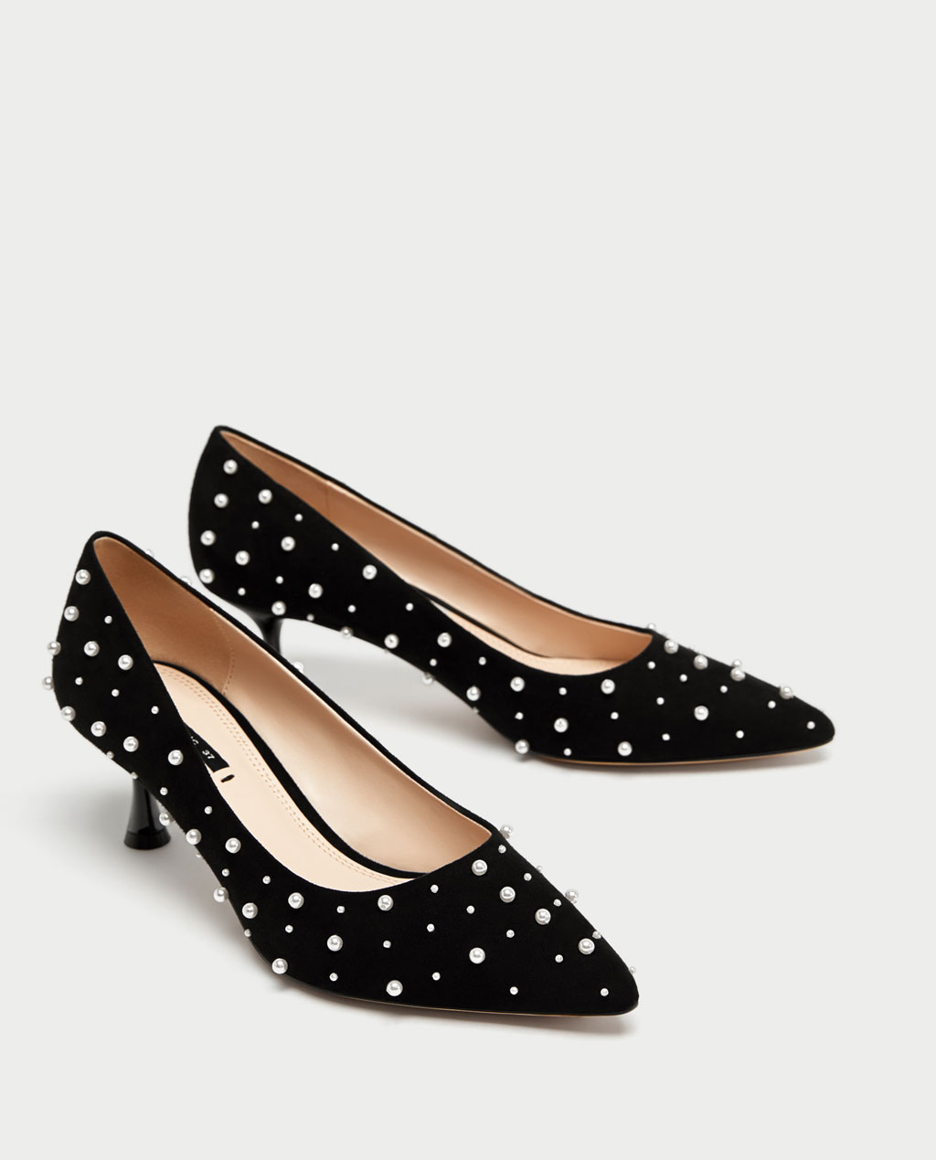 Decollete tacco medio con perle Zara prezzo 39 95 euro
