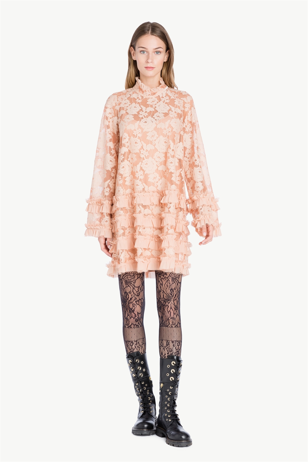 Abito corto con maniche lunghe in pizzo Twin Set inverno 2017 2018 prezzo 247 euro