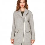 Cappotto in lana cotta con zip Benetton prezzo 129 euro