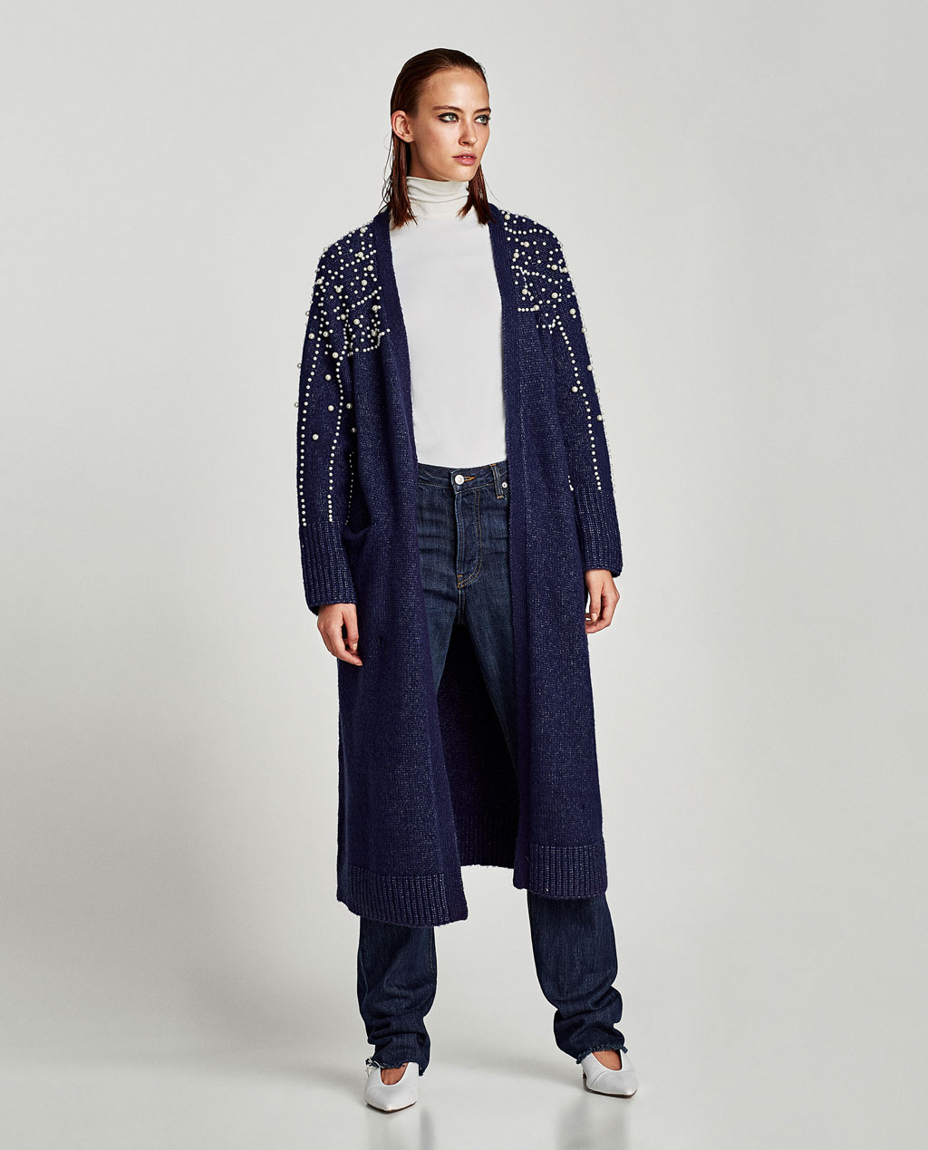 Cappotto lungo in maglia con perle Zara costo 59 95 euro