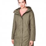 Giaccone imbottito con cappuccio Benetton prezzo 139 euro