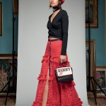 Gonna lunga in pizzo con spacco frontale Denny Rose lookbook inverno 2017 2018