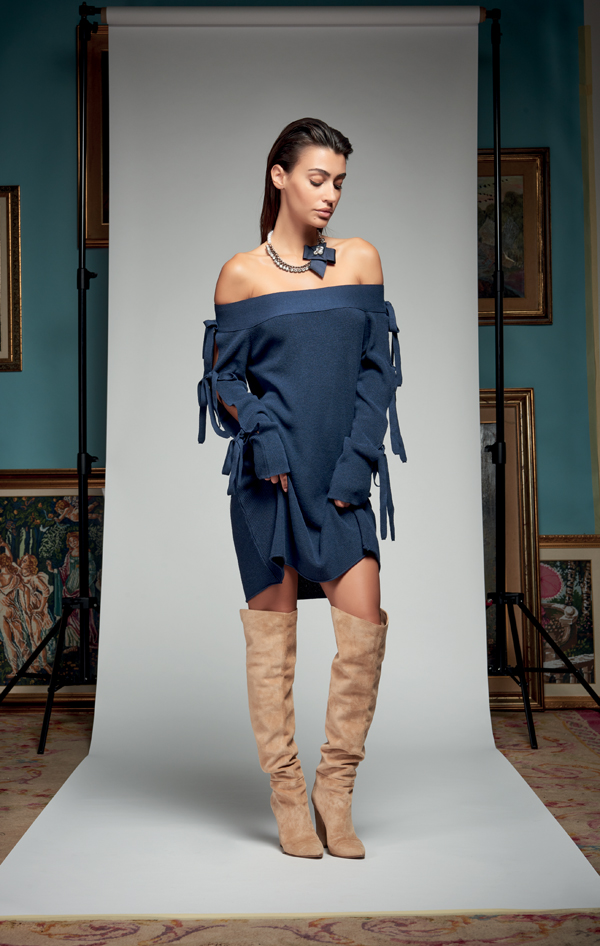 Vestitino con le spalle scoperte Denny Rose lookbook inverno 2017 2018