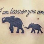 Tatuaggio Elefanti con scritta