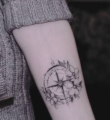 Tatuaggio Rosa dei venti Foto