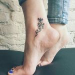 Tatuaggio sulla caviglia