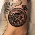 Immagine Tatuaggio Tempo che passa con orologio