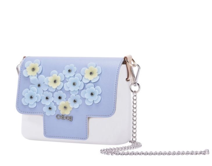 Nuova Pattina O Pocket in ecopelle azzurra con fiorellini in pvc estate 2018 prezzo 52 euro