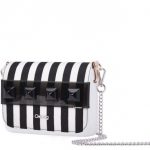 Nuova pattina O Pocket di O bag a righe con fascia in pvc primavera estate 2018 prezzo 49 euro