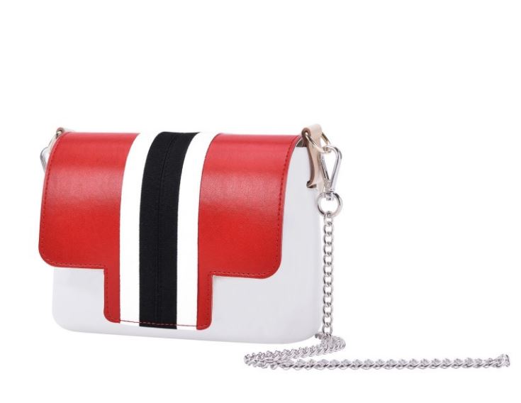 Nuova pattina O Pocket di O bag in ecopelle con fascia centrale estate 2018 prezzo 42 euro