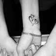 Immagine Tatuaggio con cuori intrecciati