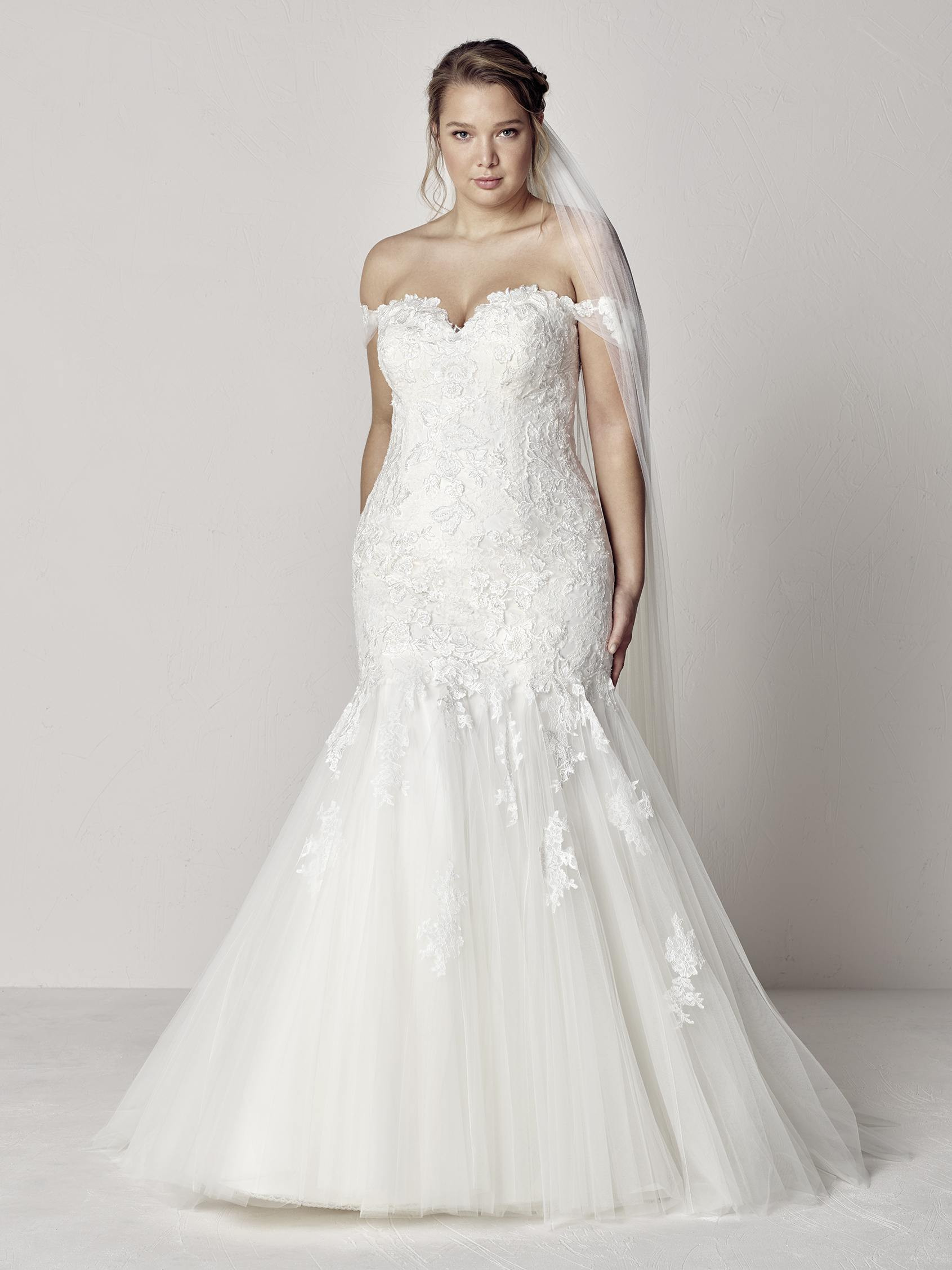 Abito da sposa a sirena taglie forti Pronovias Plus 2019 mod Extrem