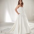 Abito da sposa a trapezio taglie comode Pronovias Plus mod Drape
