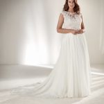 Abito da sposa svasato taglie comode collezione Pronovias Plus mod Atlantis