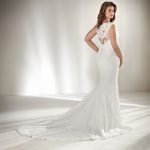 Abito da sposa taglia forte mod Drusila collezione Pronovias Plus