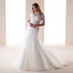 Abito da sposa con le maniche a tre quarti mod CVAB19714 Nicole Spose Curves