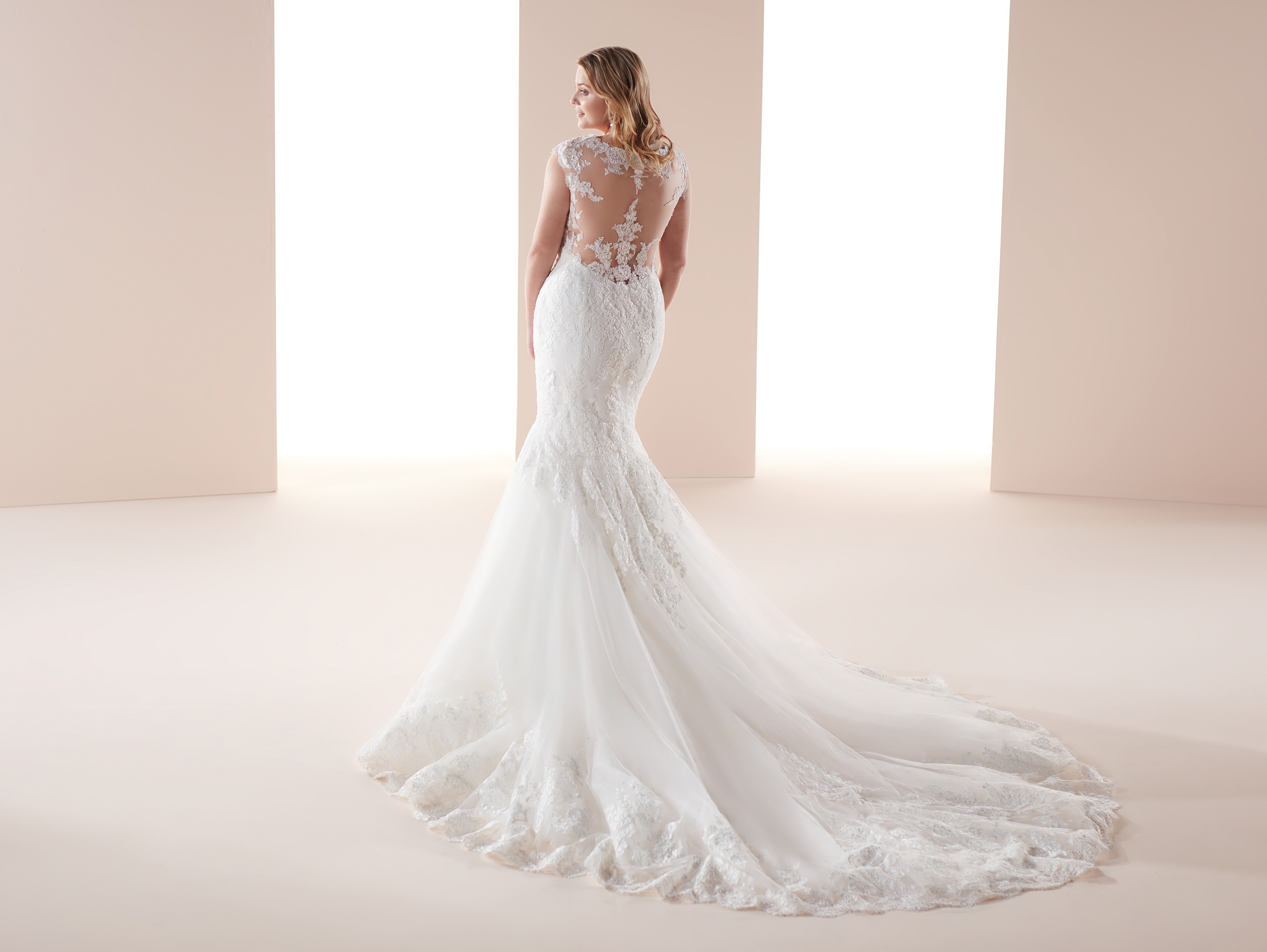 Abito da sposa curvy a sirena 2019 mod CVAB19710 foto retro