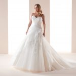 Abito da sposa linea A taglie forti 2019 Mod CVAB19716 Nicole Spose