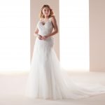 Abito da sposa taglie forti Nicole Spose 2019 Mod 19708