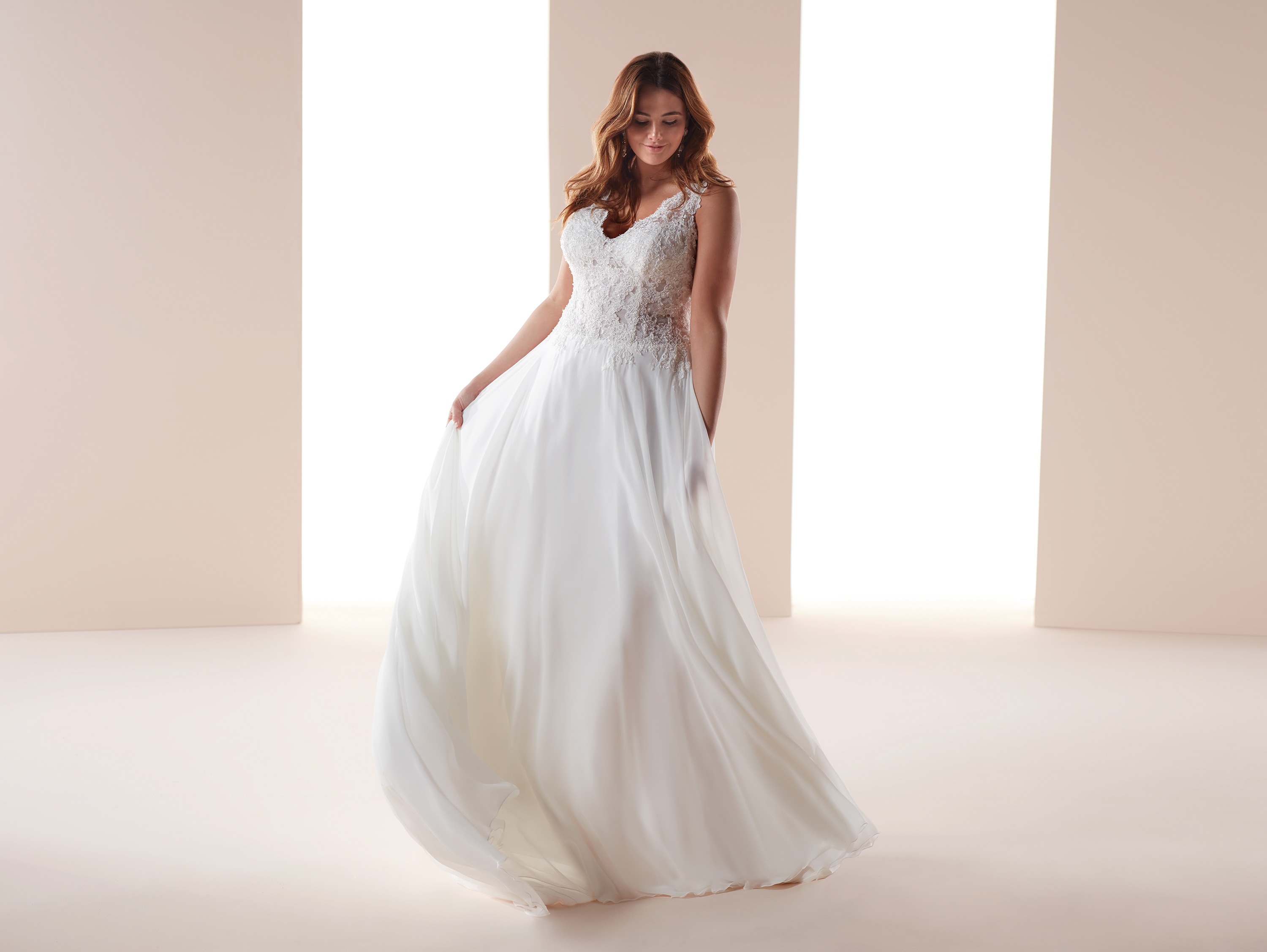 Abito da sposa taglie forti scivolato mod CVAB19706