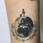 Originale Tatuaggio per chi ama viaggiare