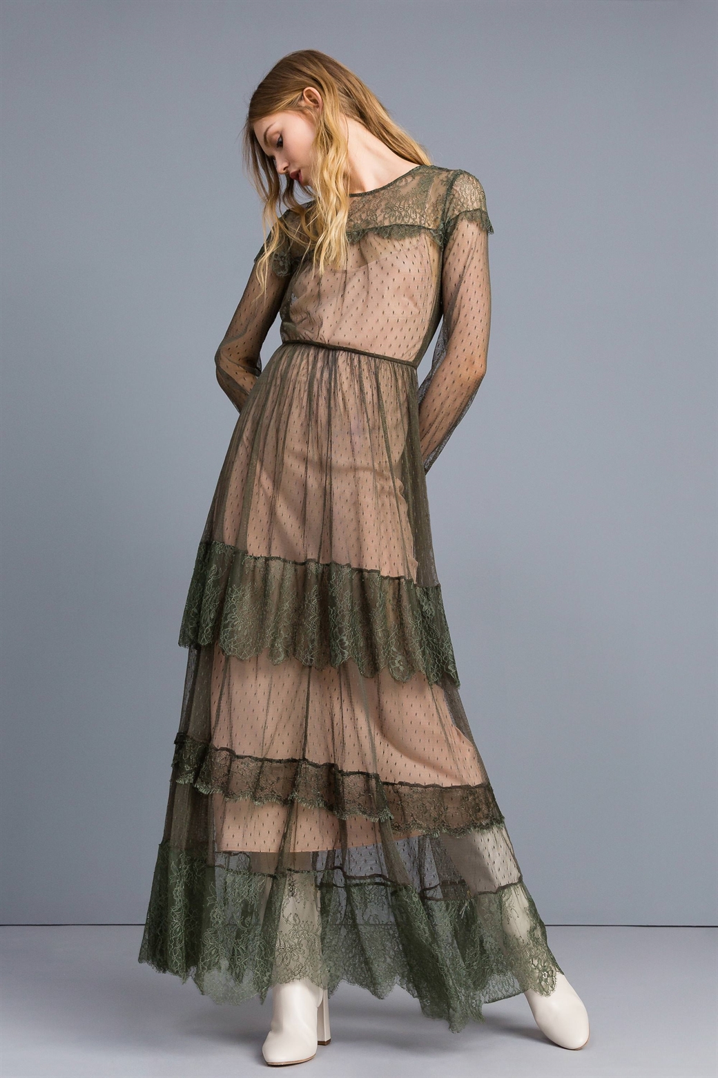 Abito lungo in tulle e pizzo Twin Set colore verde bosco collezione inverno 2018 2019 prezzo 368 euro