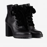 Stivaletti Liu Jo inverno 2018 2019 mod Karen prezzo 199 euro con i lacci in velluto