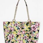Borsa Guess floreale estate 2019 prezzo 139 euro