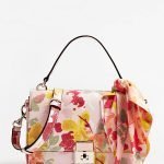 Borsa a mano e a tracolla guess estate 2019 prezzo 135 euro