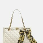 Borsa in vera pelle Guess estate 2019 prezzo 240 euro