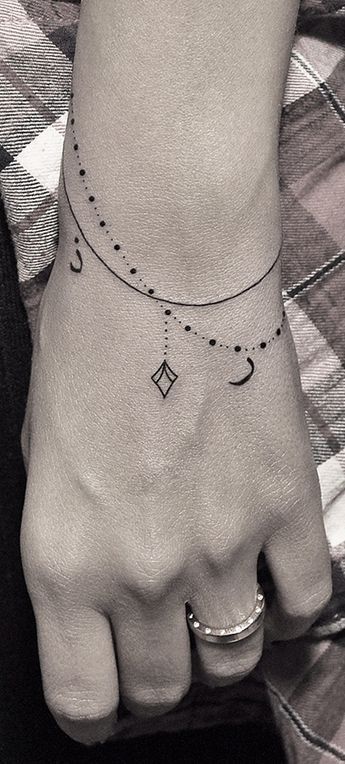 Piccolo tatuaggio bracciali con charms