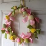 Idea decorazione primaverile ghirlanda pasquale