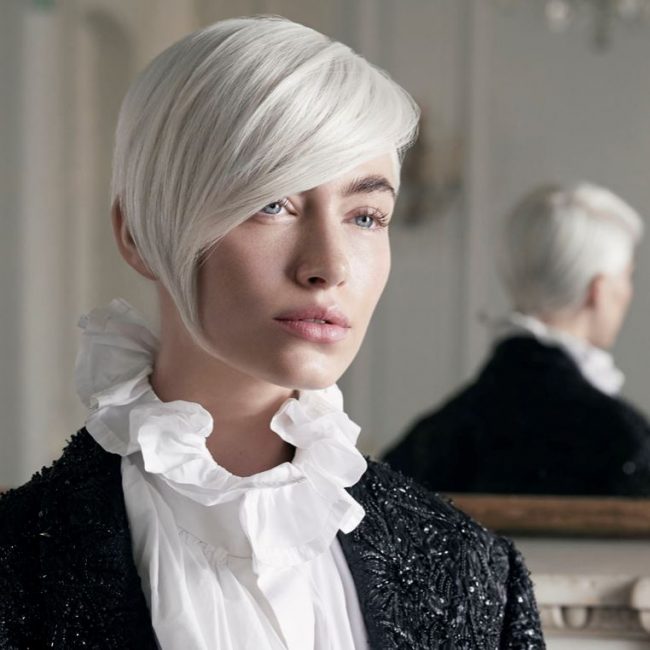 Taglio capelli corti femminile e sexy 2019 by Maniatis Taglio capelli corti femminile e sexy 2019 by Maniatis