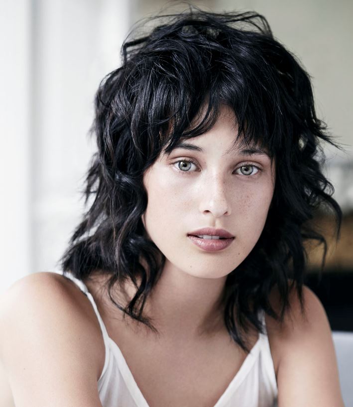 Taglio capelli lunghezza media lunga donna 2019 by Maniatis