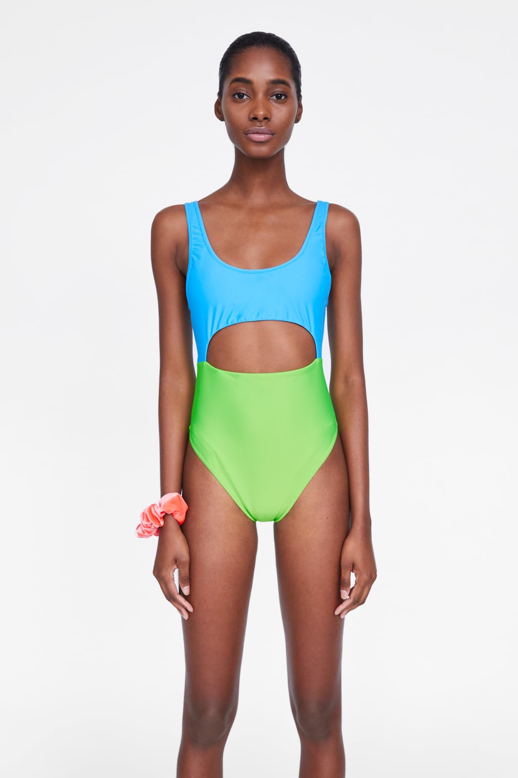 Costume intero con dettaglio cut out zara estate 2019