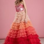 Abito lungo da red carpet con gonna a balze Elisabetta Franchi estate 2019