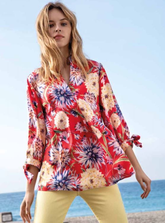 Camicia rossa a fiori estate 2019