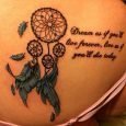 Tatuaggio acchiappasogni con frase